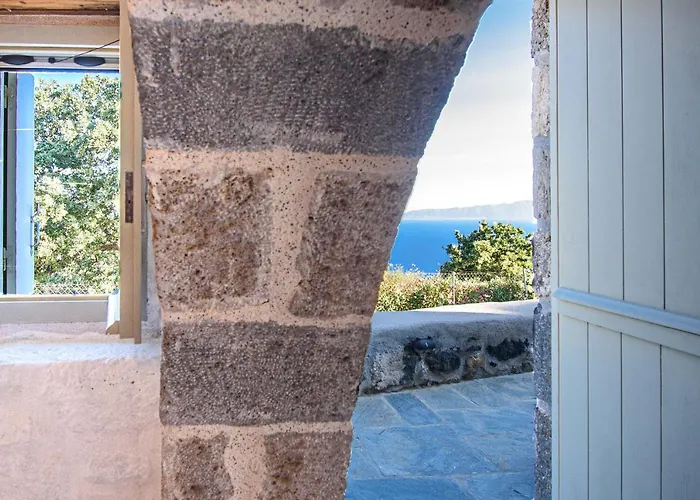 Apostrophe Traditional In Nisyros With Arcurated Interior. Privacy & Authenticity Lägenhet Emporeiós