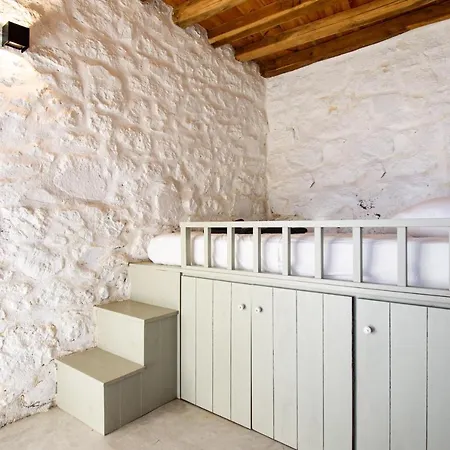 Apartment Apostrophe Traditional In Nisyros With Arcurated Interior. Privacy & Authenticity
